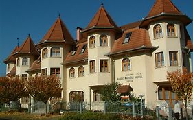 Hajdu Kastely Hotel